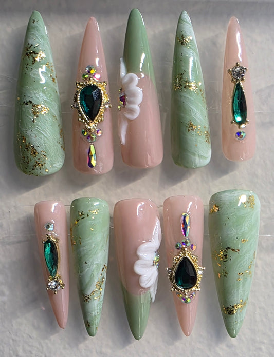 Luxy Green